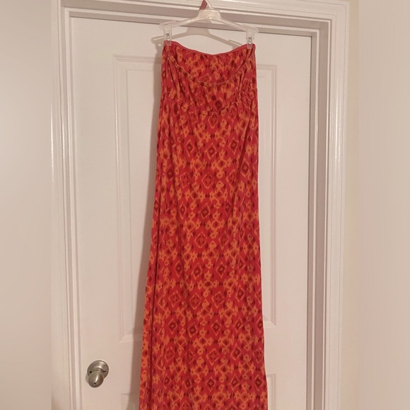 Women’s Spring/Summer Maxi dress, Medium, ikat/geometric pattern - Picture 2 of 4